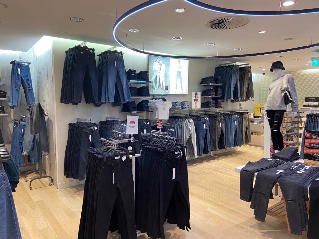 TOPMAN CHOOSES GEM TO COMPLETE DUBLIN STORE RELOCATION - Gem Interior ...