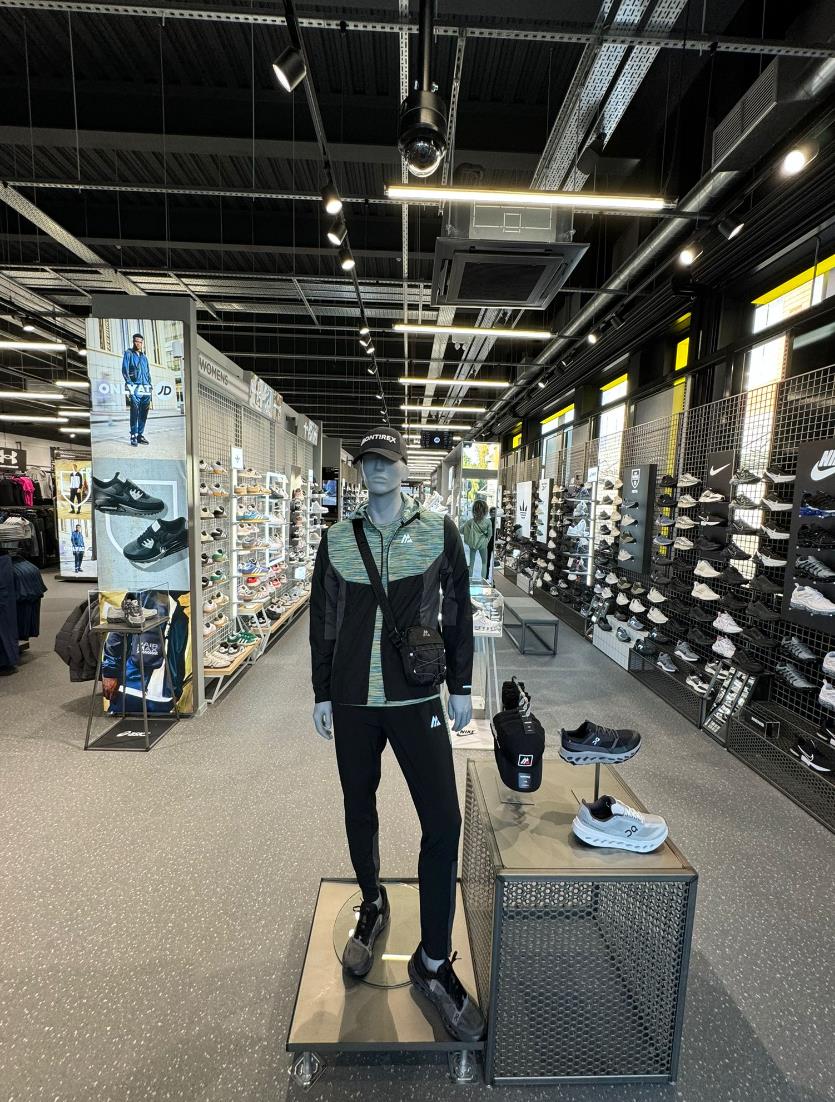 JD SPORTS,BLACKPOOL RETAIL PARK,CORK - Gem Interior Contracts Ltd.